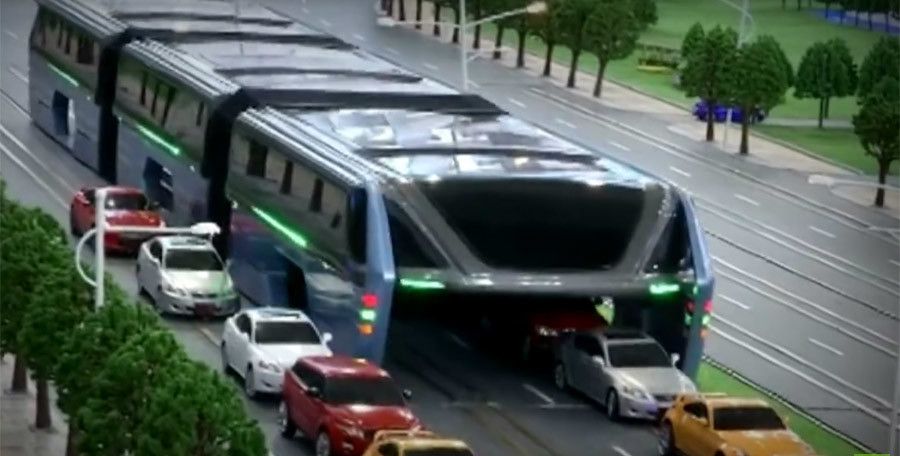 Chińskie firmy pracują nad tunelowym autobusem, pod którym przejadą samochody